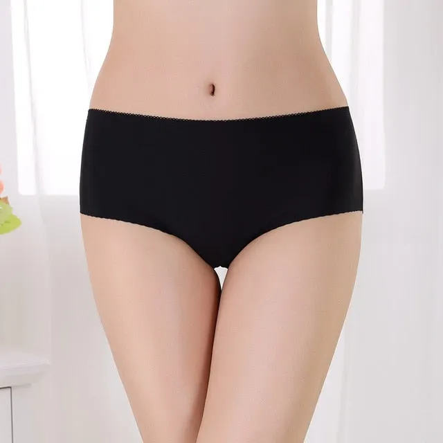 The new ultra-thin Women's sexy Panties silk  Intimates Quick dry comfortable underwear direct vacation seamless  briefs